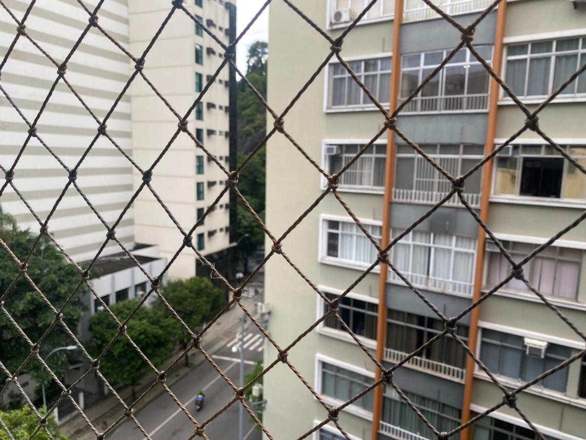 Copacabana ao lado do Metro Rio de Janeiro